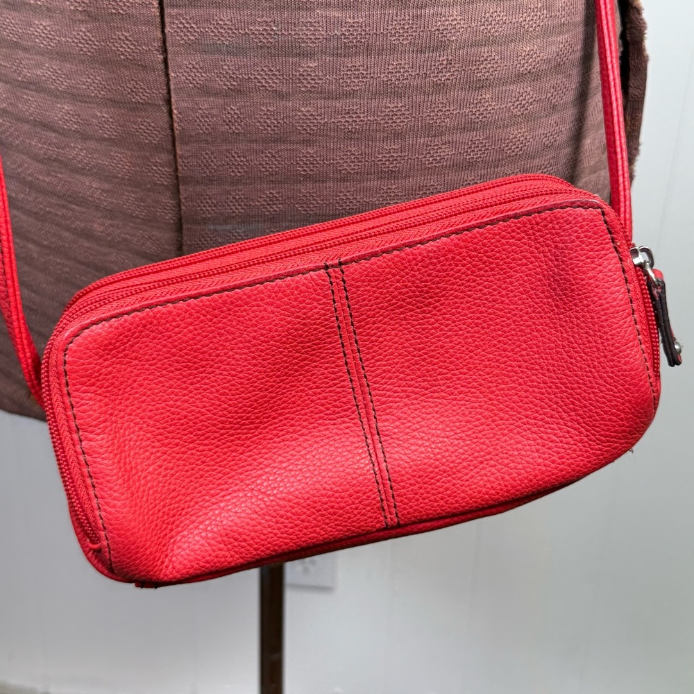 Tignanello Red Genuine Leather Crossbody Bag Pebbled Leather Small - Picture 4 of 13